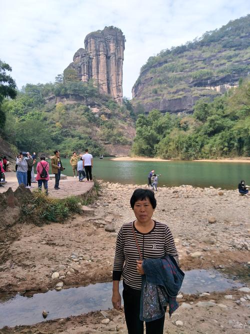 玉女峰_玉女峰是哪里的旅游景点