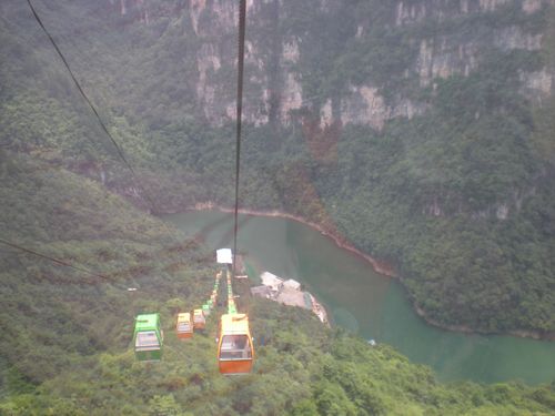 开阳南江大峡谷玻璃栈道_开阳南江大峡谷一日游攻略